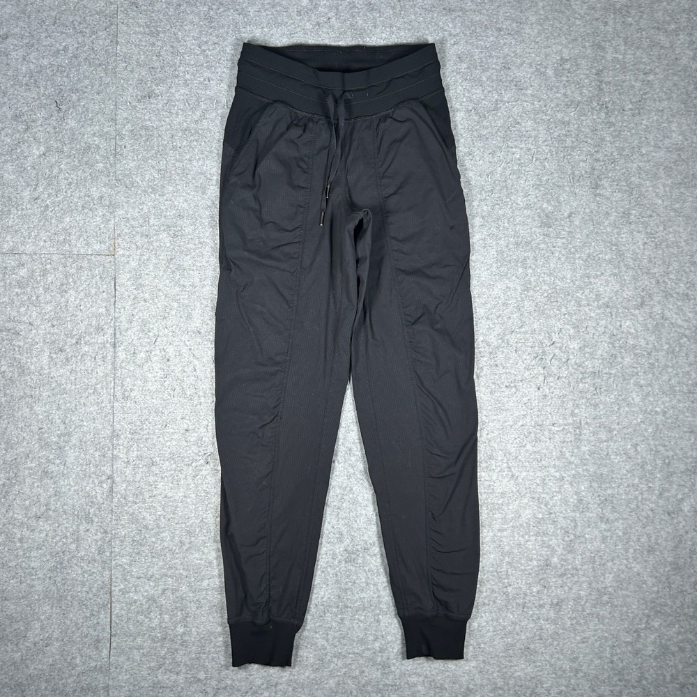 Lululemon joggers women 2 Black Beyond the Studio athletic workout pants